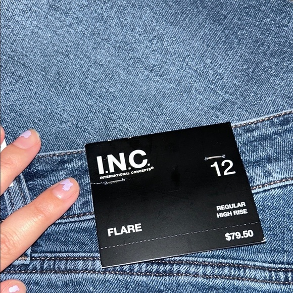 👖INC International Concepts Blue Flare Jeans Retro Style - Picture 3 of 4